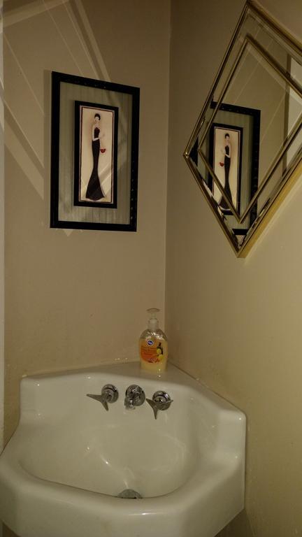 Carraway Guest House Canal Winchester Exterior photo